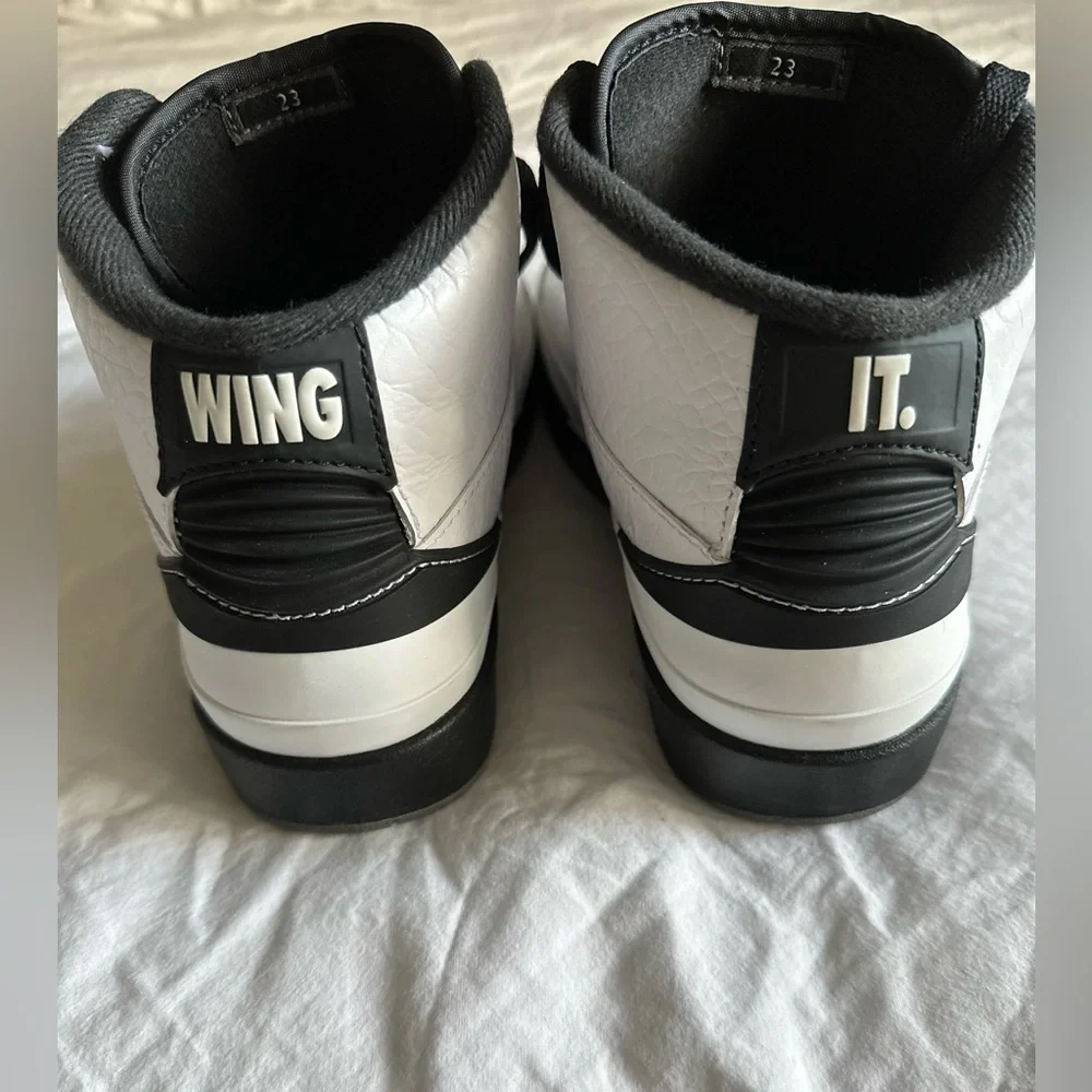 Air Jordan 2 Retro "Wing It" Youth Size 7 NWOT - Picture 3 of 13
